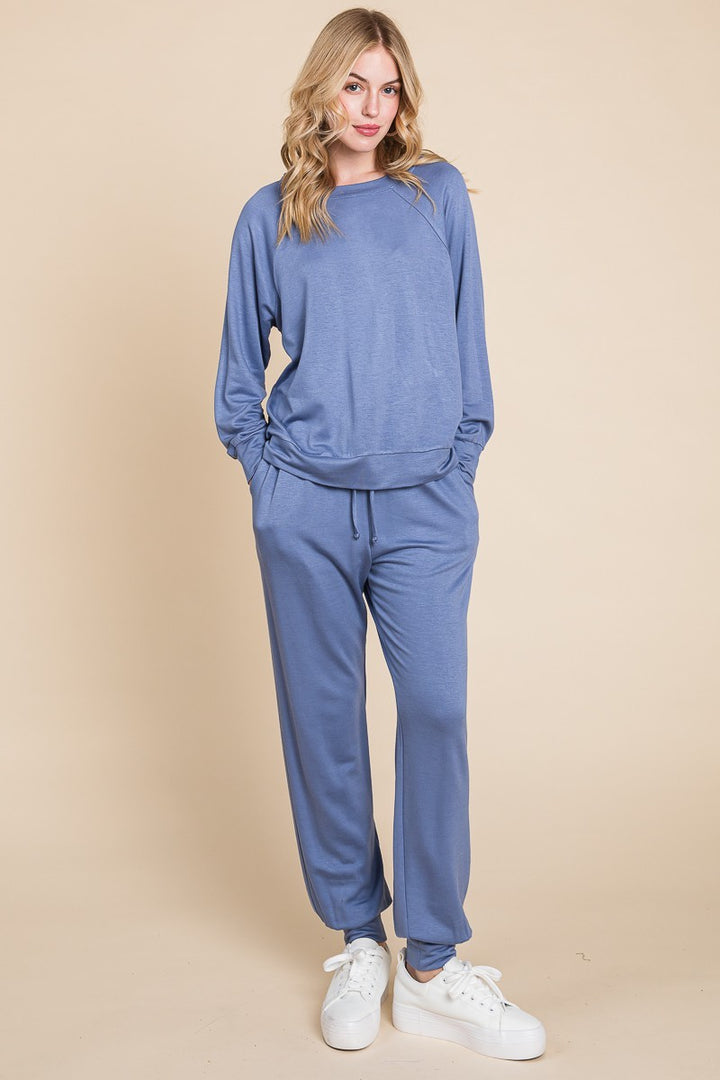 Super Lady Round Neck Raglan Sleeve Top and Pants Lounge Set 