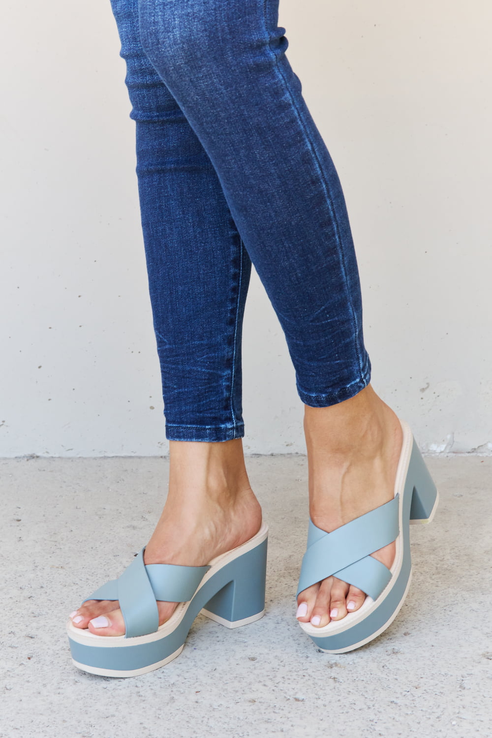 Weeboo Cherish The Moments Contrast Platform Sandals in Misty Blue 