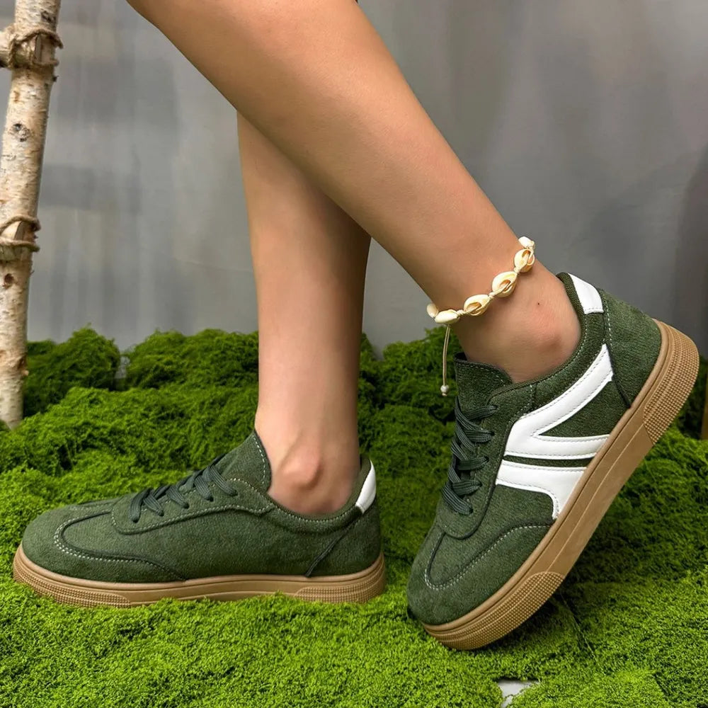 Lace Up Round Toe Contrast Sneakers 