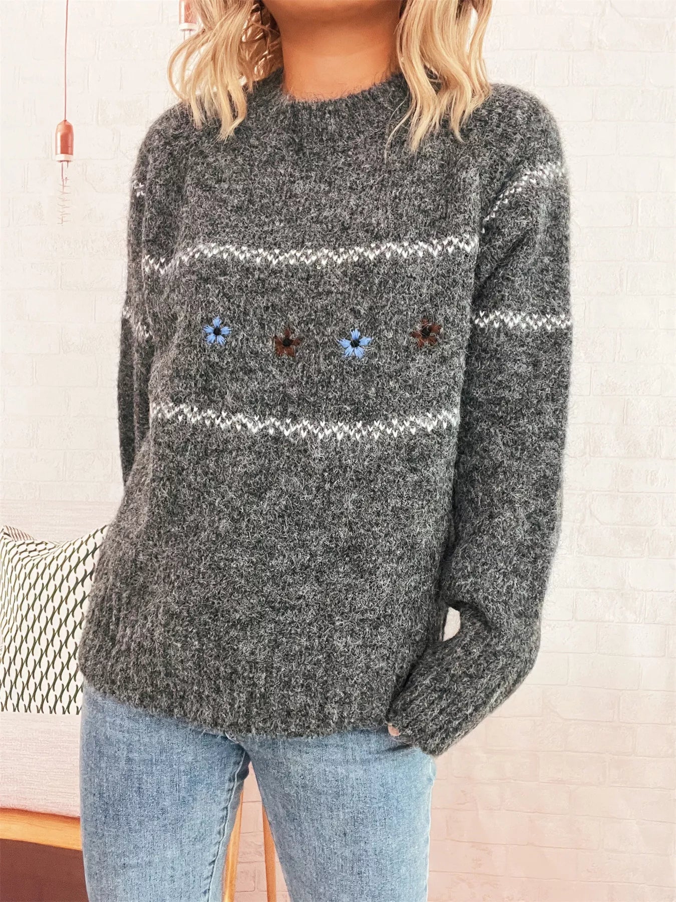 Ribbed Hem Flower Long Sleeve Sweater 