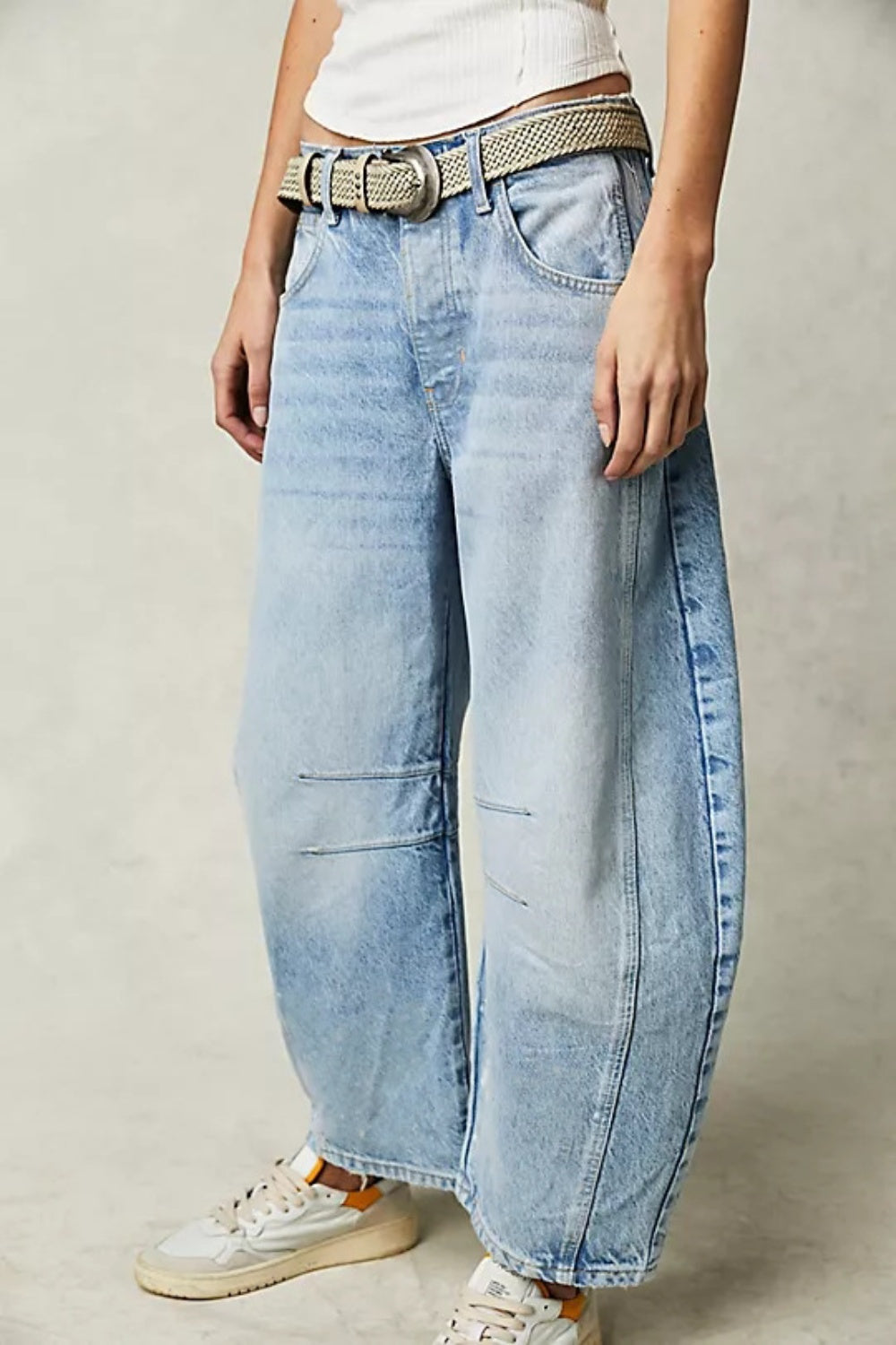 Wide Leg Jeans with Pockets 