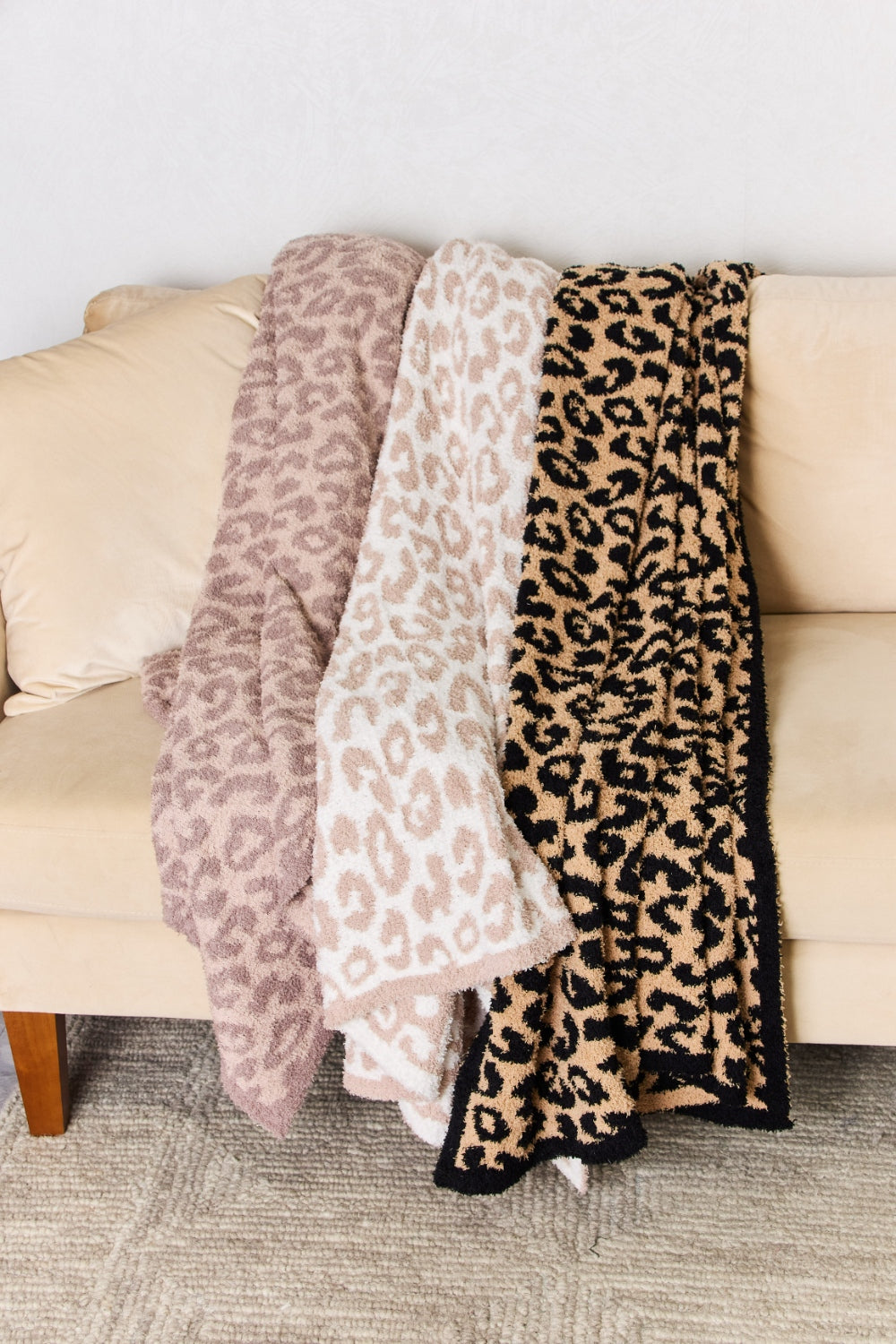 Cuddley Leopard Decorative Throw Blanket 