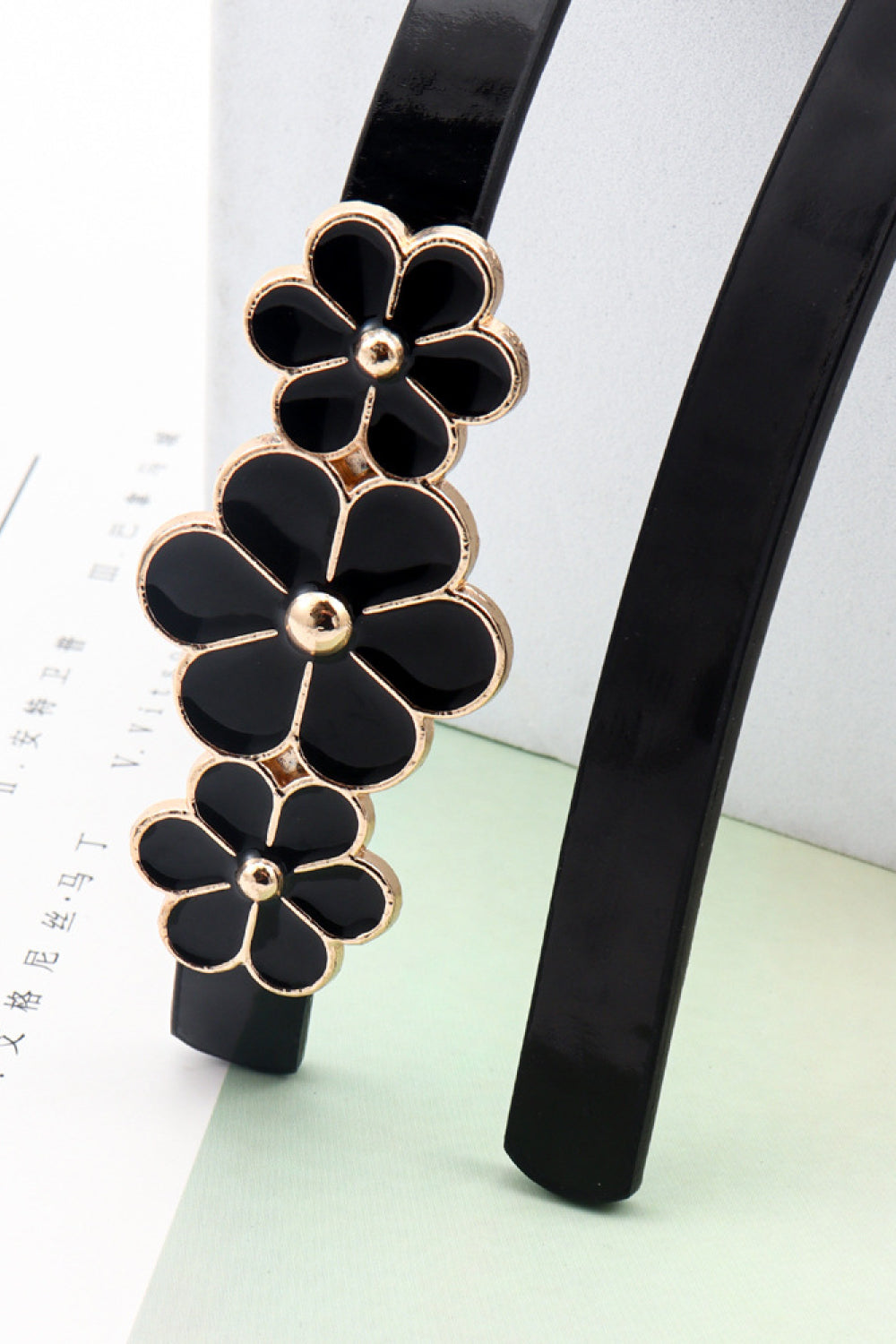 Flower Decor Skinny PU Belt 