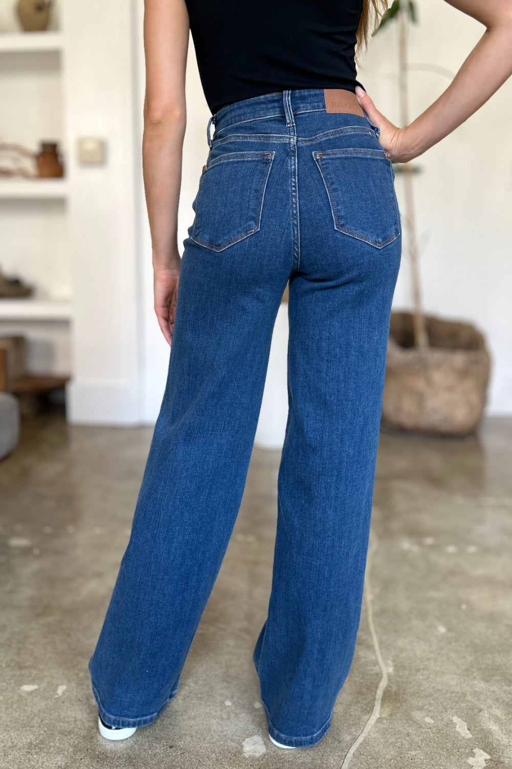 Judy Blue Full Size High Rise Straight Jeans 