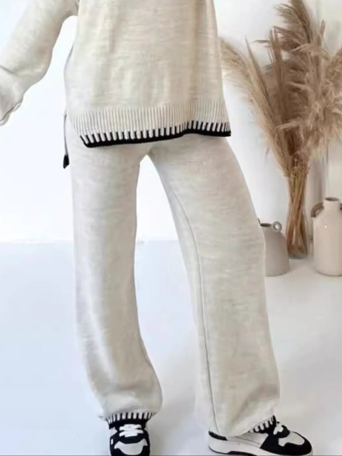 Contrast Trim Round Neck Top and Pants Sweater Set Two Piece Dresses