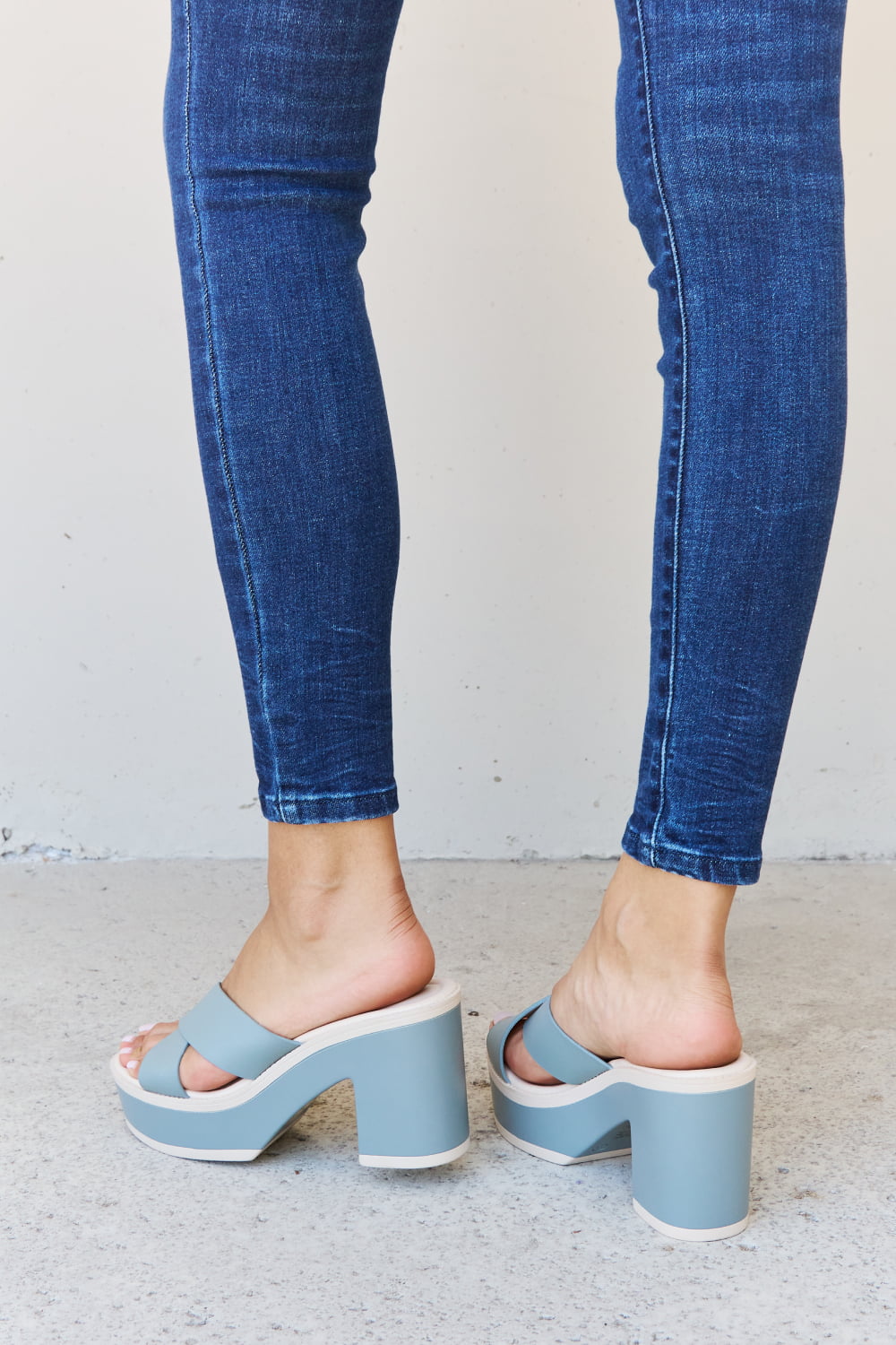 Weeboo Cherish The Moments Contrast Platform Sandals in Misty Blue 