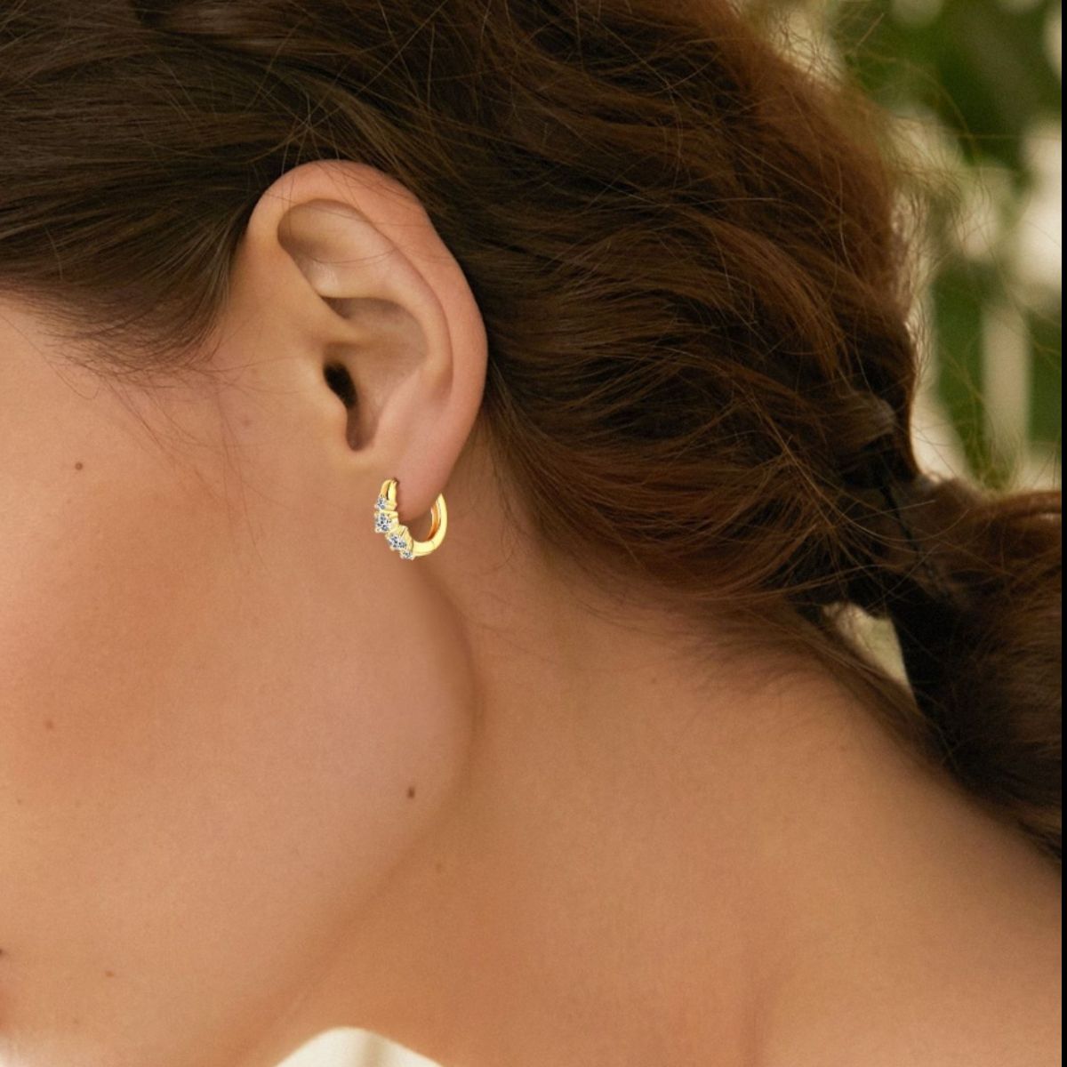 925 Sterling Silver Moissanite Huggie Earrings 