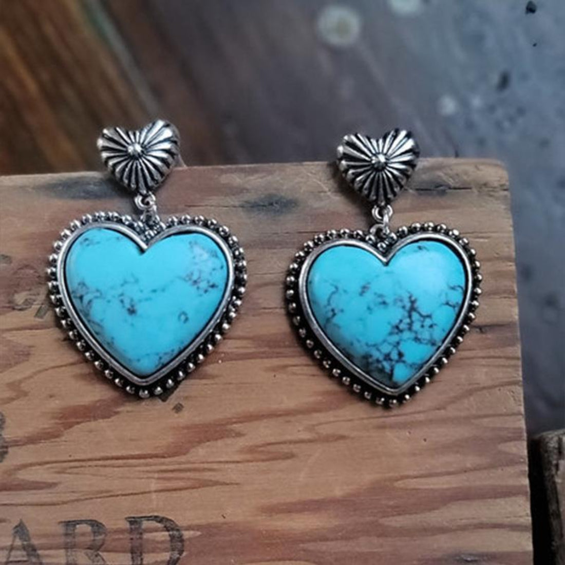 Artificial Turquoise Alloy Heart Dangle Earrings 