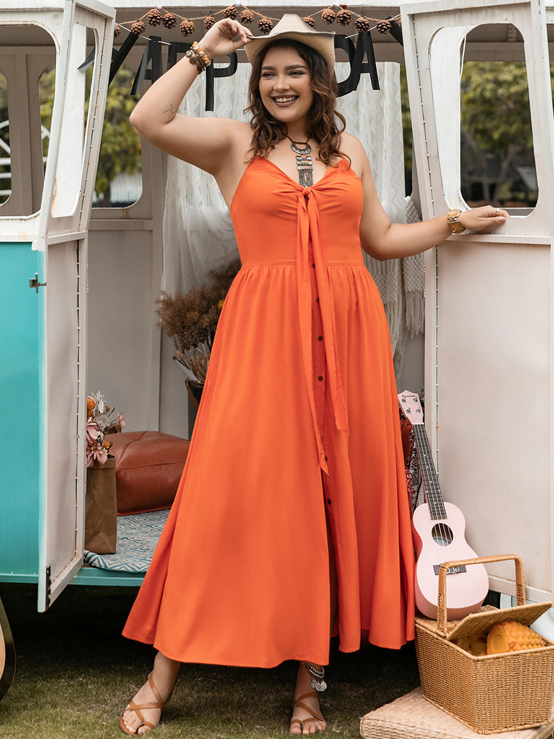 Plus Size Halter Neck Midi Dress 